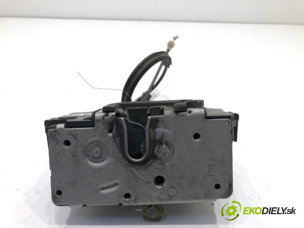 FIAT GRANDE PUNTO liftback 2006 57 kW 1.4 (199AXB11, 199AXB1A, 199BXB1A, 199AXL1A) 1368 zámok Dvere pravy predný 55701964