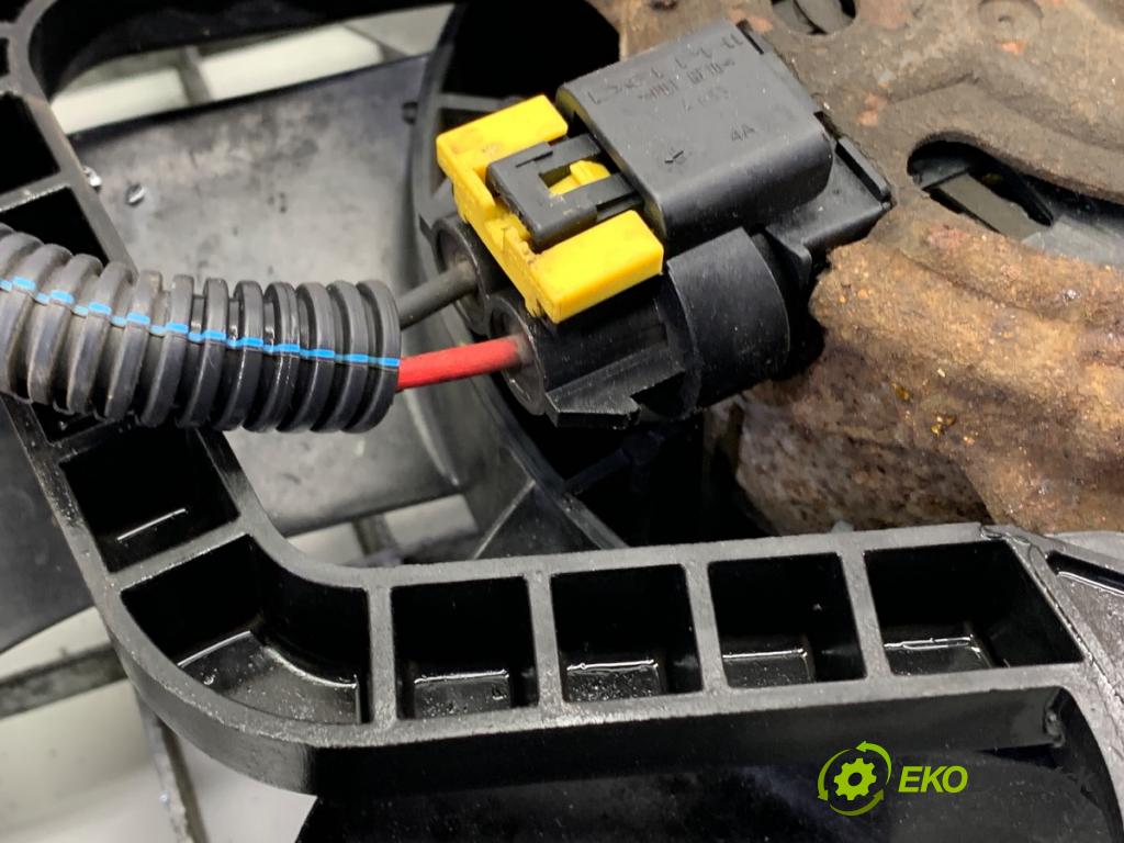 FIAT GRANDE PUNTO liftback 2006 57 kW 1.4 (199AXB11, 199AXB1A, 199BXB1A, 199AXL1A) 1368 Ventilátor chladiča 55701410 (Ventilátor)