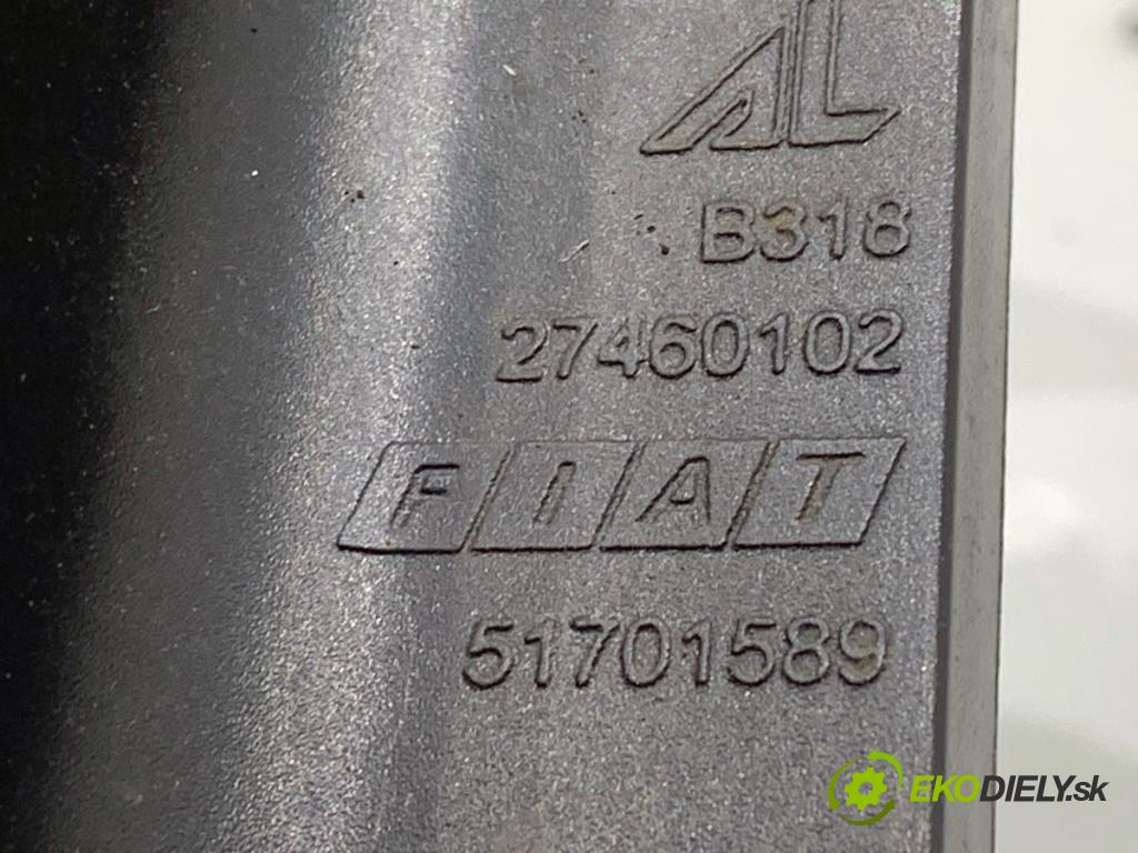 FIAT GRANDE PUNTO liftback 2006 57 kW 1.4 (199AXB11, 199AXB1A, 199BXB1A, 199AXL1A) 1368 Svetlo ľavy zad