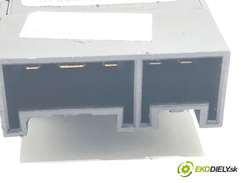 FIAT GRANDE PUNTO liftback 2006 57 kW 1.4 (199AXB11, 199AXB1A, 199BXB1A, 199AXL1A) 1368 Kocka, vložka spínacej skrinky 51749998 (Spínacia skrinka)