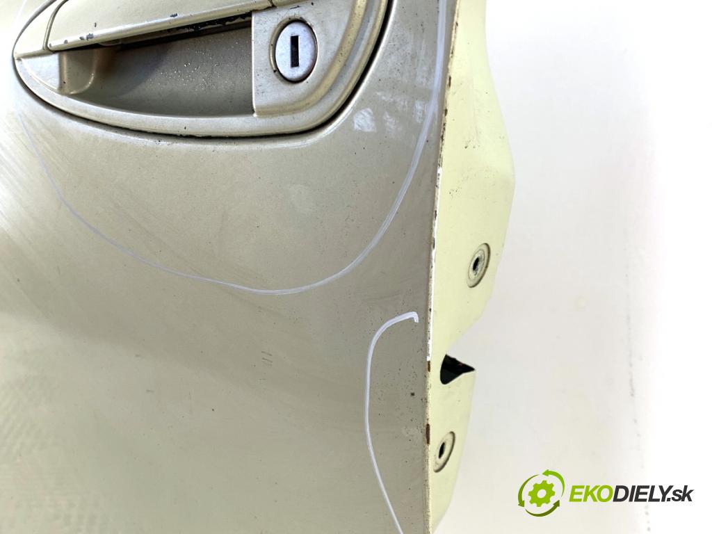 FIAT GRANDE PUNTO liftback 2006 57 kW 1.4 (199AXB11, 199AXB1A, 199BXB1A, 199AXL1A) 1368 Dvere ľavy predný