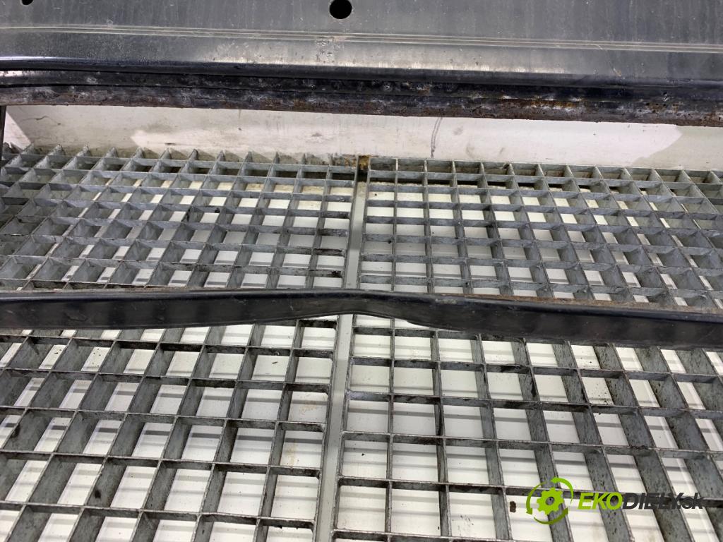 FIAT GRANDE PUNTO liftback 2006 57 kW 1.4 (199AXB11, 199AXB1A, 199BXB1A, 199AXL1A) 1368 Výstuha nárazníka predný  (Výstuha predná)