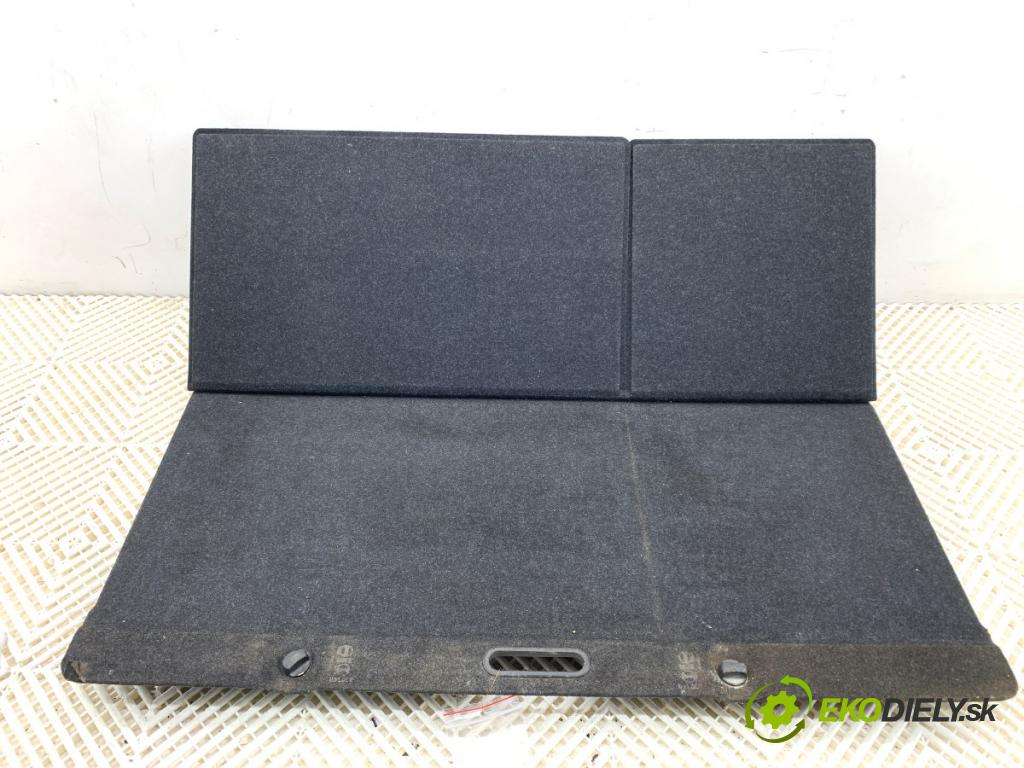 TOYOTA YARIS II liftback 2006 64 kW 1.3 VVT-i (SCP90_) 1298 KRYTINA: kufra 