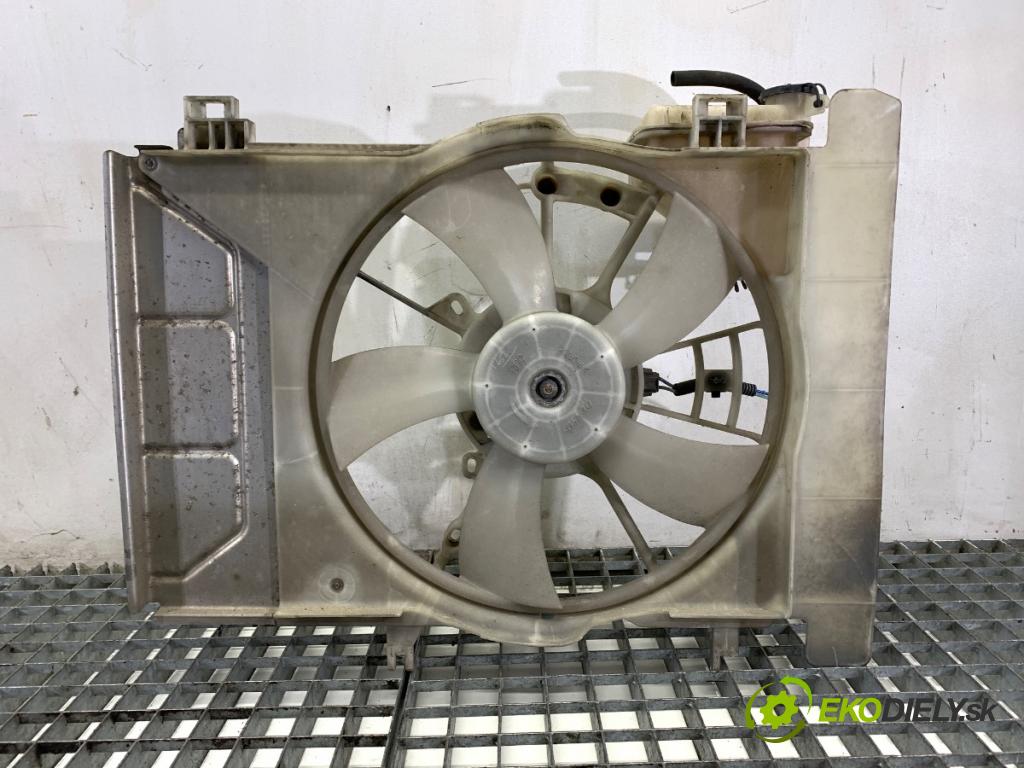TOYOTA YARIS II liftback 2006 64 kW 1.3 VVT-i (SCP90_) 1298 Ventilátor chladiča  (Ventilátor)