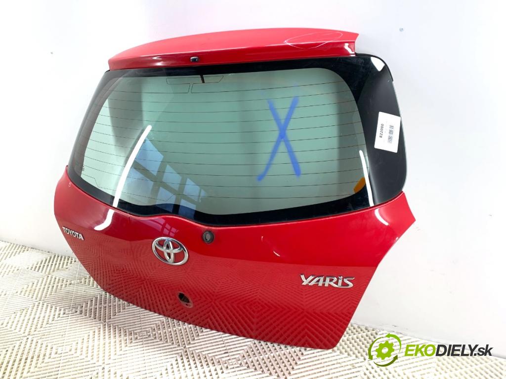 TOYOTA YARIS II liftback 2006 64 kW 1.3 VVT-i (SCP90_) 1298 kapota zad