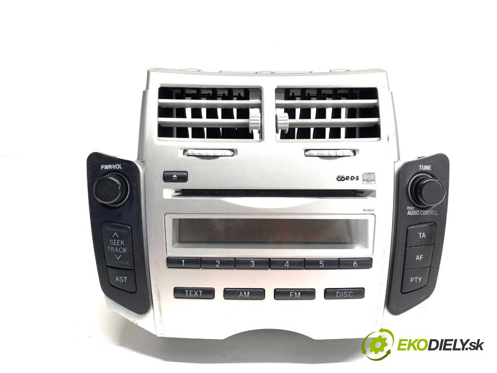 TOYOTA YARIS II liftback 2006 64 kW 1.3 VVT-i (SCP90_) 1298 RADIO 86120-0D200 (Audio zariadenie)