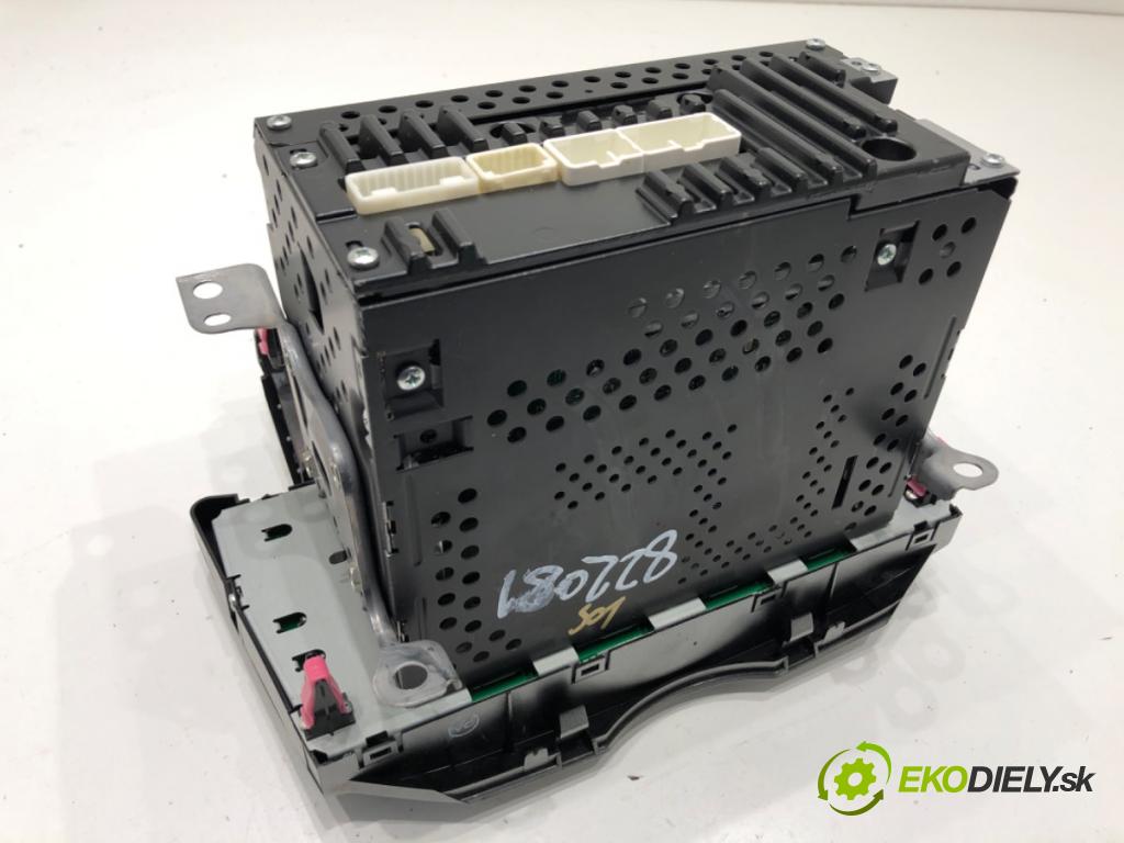 TOYOTA YARIS II liftback 2006 64 kW 1.3 VVT-i (SCP90_) 1298 RADIO 86120-0D200 (Audio zariadenie)