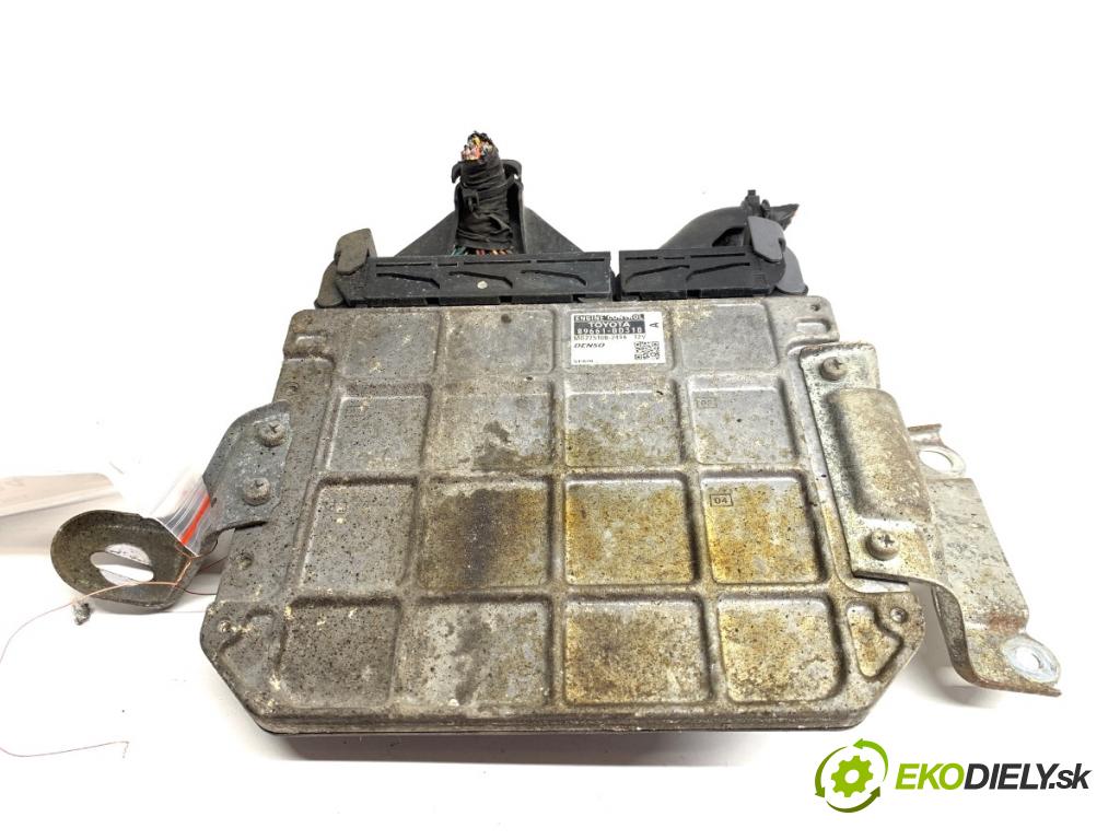 TOYOTA YARIS II liftback 2006 64 kW 1.3 VVT-i (SCP90_) 1298 riadiaca jednotka Motor 89661-0D310 (Riadiaca jednotka)