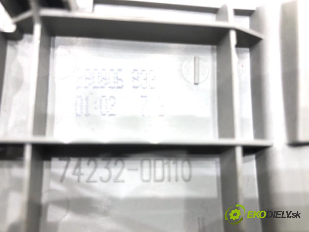 TOYOTA YARIS II liftback 2006 64 kW 1.3 VVT-i (SCP90_) 1298 Prepínač okien 74232-0D110 (Prepínacie páčky pod volantom)