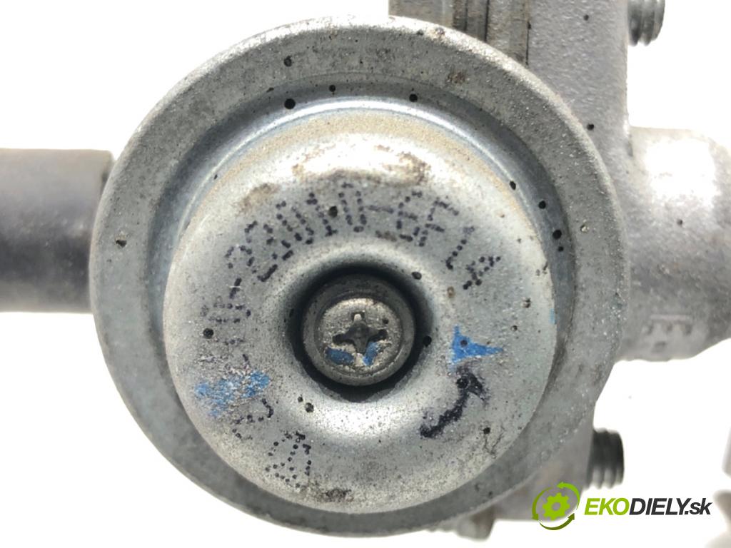 TOYOTA YARIS II liftback 2006 64 kW 1.3 VVT-i (SCP90_) 1298 lišta vstřikovací  (Vstřikovací lišta)