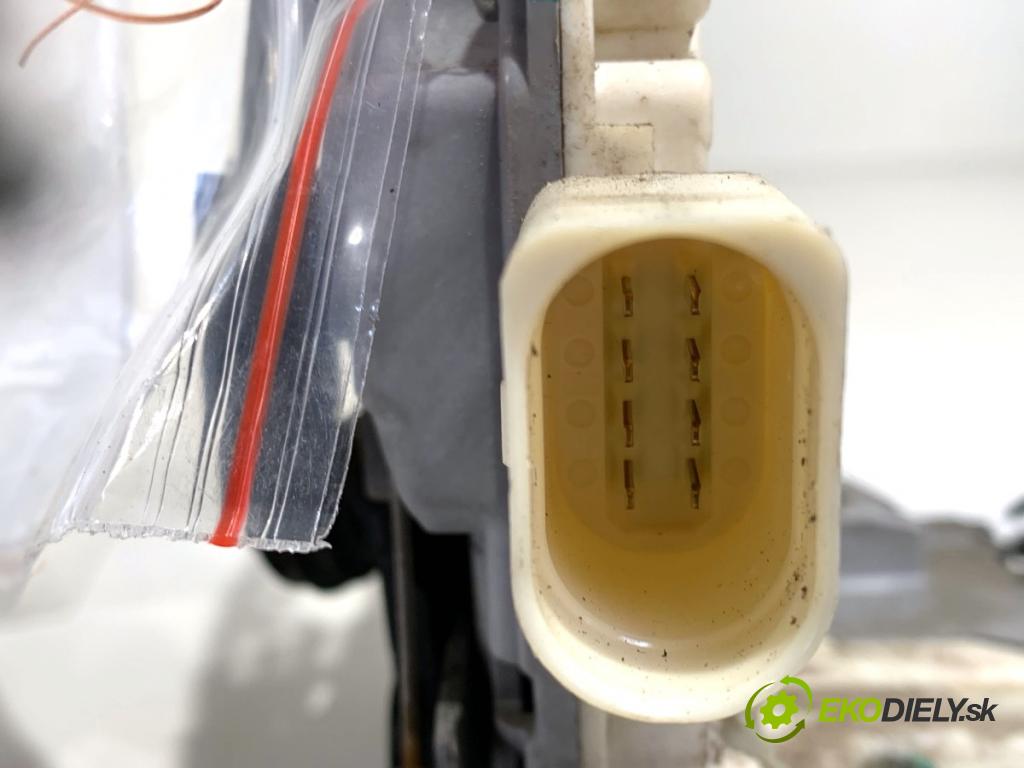 SEAT LEON II liftback 2005 77 kW 1.9 TDI 1896 zámok Dvere ľavy predný 1P1837015