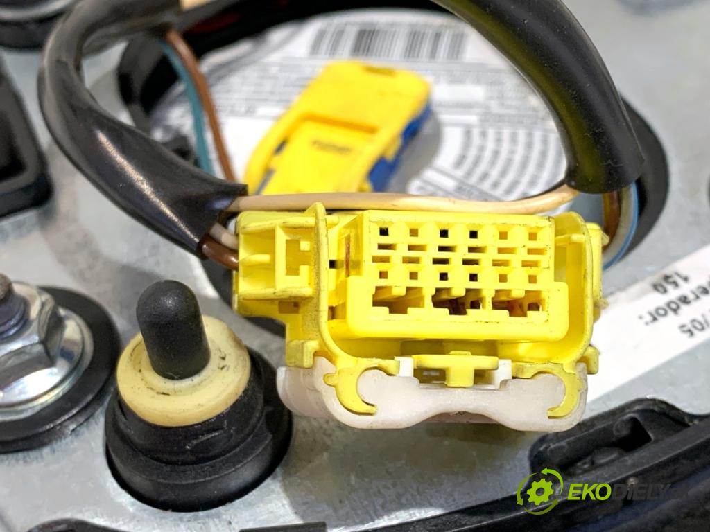 SEAT LEON II liftback 2005 77 kW 1.9 TDI 1896 AirBag volantu 1P0880201D (Airbag)