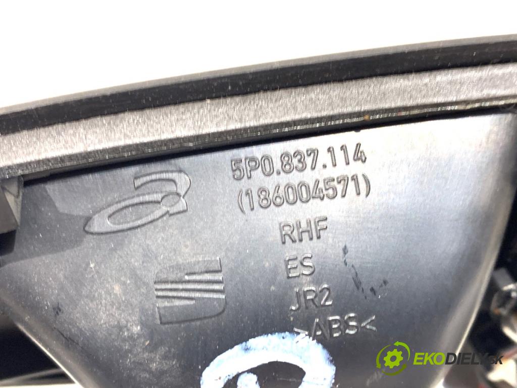 SEAT LEON II liftback 2005 77 kW 1.9 TDI 1896 Kľučka vnútorná pravy predný 5P0837114