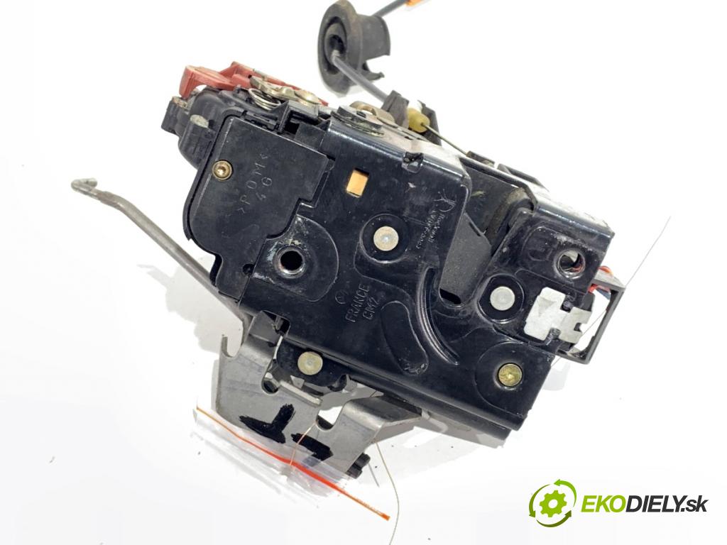 AUDI A4 B6 sedan 2002 74 kW 1.9 TDI 1896 zámok Dvere ľavy zad 8E0839015C