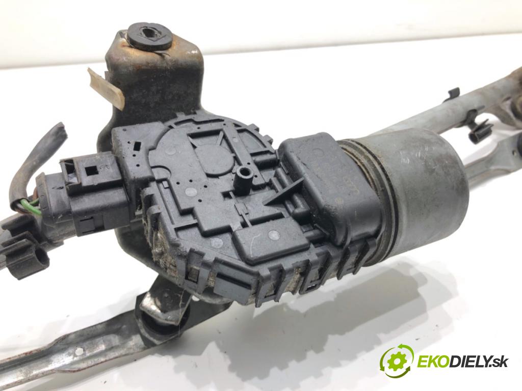 AUDI A4 B6 sedan 2002 74 kW 1.9 TDI 1896 Mechanizmus stieračov predný 8E1955119 (Motorček stieračov predný)