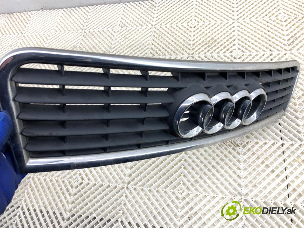 AUDI A4 B6 sedan 2002 74 kW 1.9 TDI 1896 mřížka maska 8E0853651B (Přední mřížka (maska chladiče))