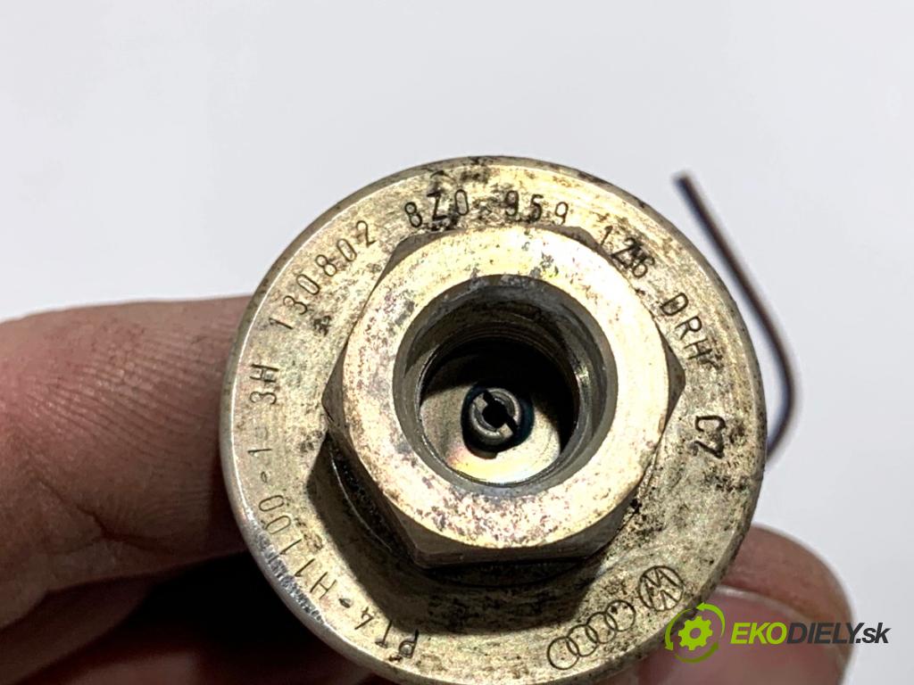 AUDI A4 B6 sedan 2002 74 kW 1.9 TDI 1896 Snímač klimatizácie 8Z0959126 (Snímač klimatizácie)