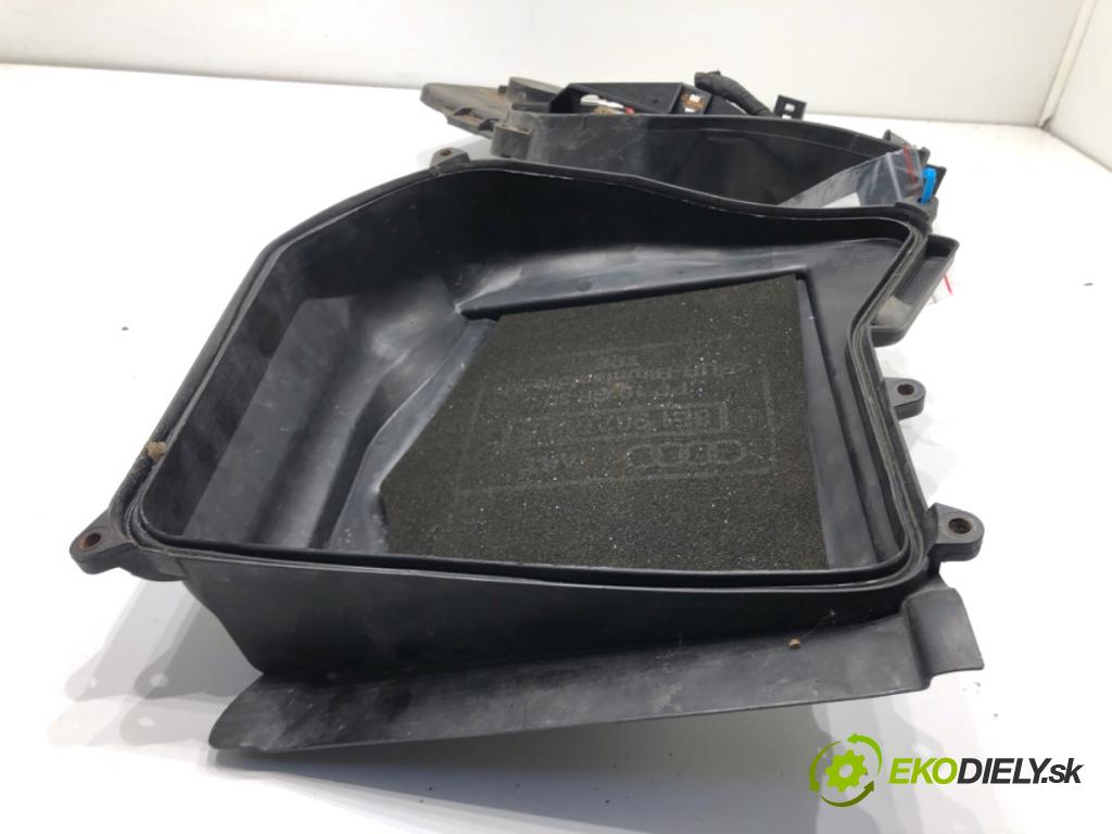 AUDI A4 B6 sedan 2002 74 kW 1.9 TDI 1896 Obal riadiacej jednotky