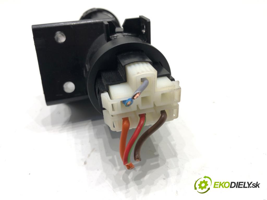 FIAT BRAVO II liftback 2010 103 kW 1.4 16V (198AXS1B) 1368 spinačka 0051793869 (Spínacia skrinka)