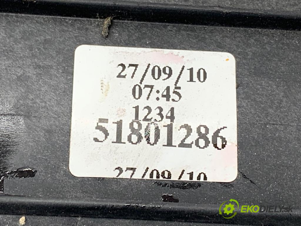 FIAT BRAVO II liftback 2010 103 kW 1.4 16V (198AXS1B) 1368 Obal filtra vzduchu 51801286 (Obal vzduchového filtra)