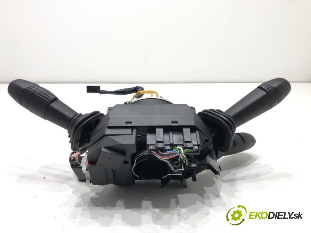 FIAT BRAVO II liftback 2010 103 kW 1.4 16V (198AXS1B) 1368 Prepínač kombinovaný 07354871190 (Prepínacie páčky pod volantom)