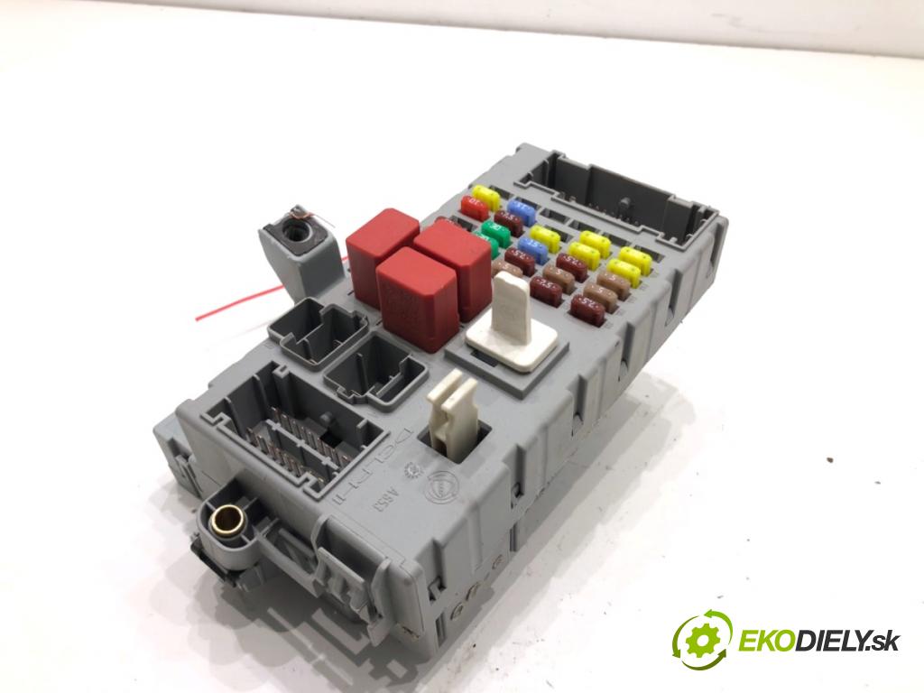 FIAT BRAVO II liftback 2010 103 kW 1.4 16V (198AXS1B) 1368 Modul BSI 406626 (Poistková skrinka)