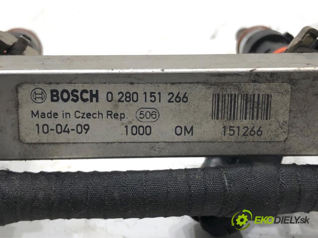 FIAT BRAVO II liftback 2010 103 kW 1.4 16V (198AXS1B) 1368 Lišta vstrekovacia 0280151266 (Vstrekovacia lišta)