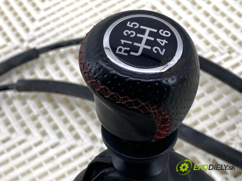 FIAT BRAVO II liftback 2010 103 kW 1.4 16V (198AXS1B) 1368 Kulisa  (Rýchlostná páka (kulisa))