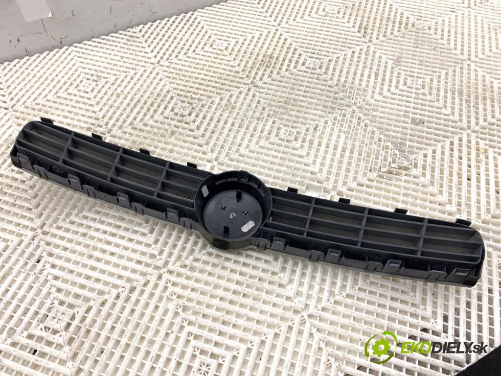 FIAT BRAVO II liftback 2010 103 kW 1.4 16V (198AXS1B) 1368 mřížka maska 735414652 (Přední mřížka (maska chladiče))