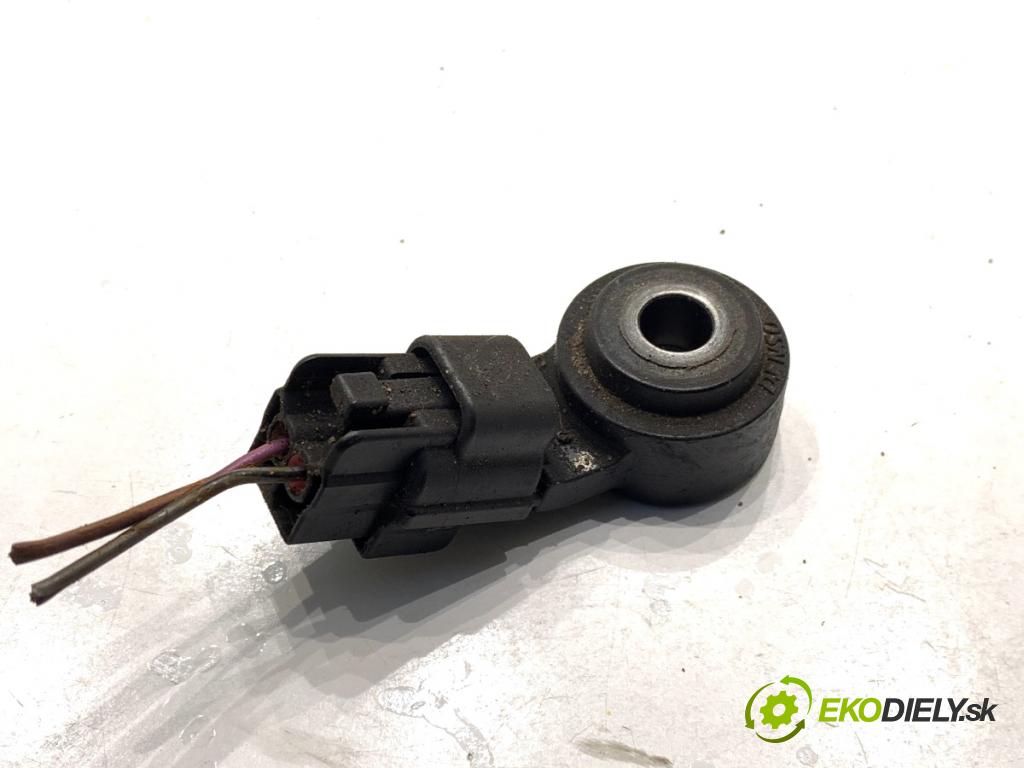 VOLVO S80 II sedan 2006 232 kW 4.4 V8 AWD 4414 Snímač klepania  (Snímač)