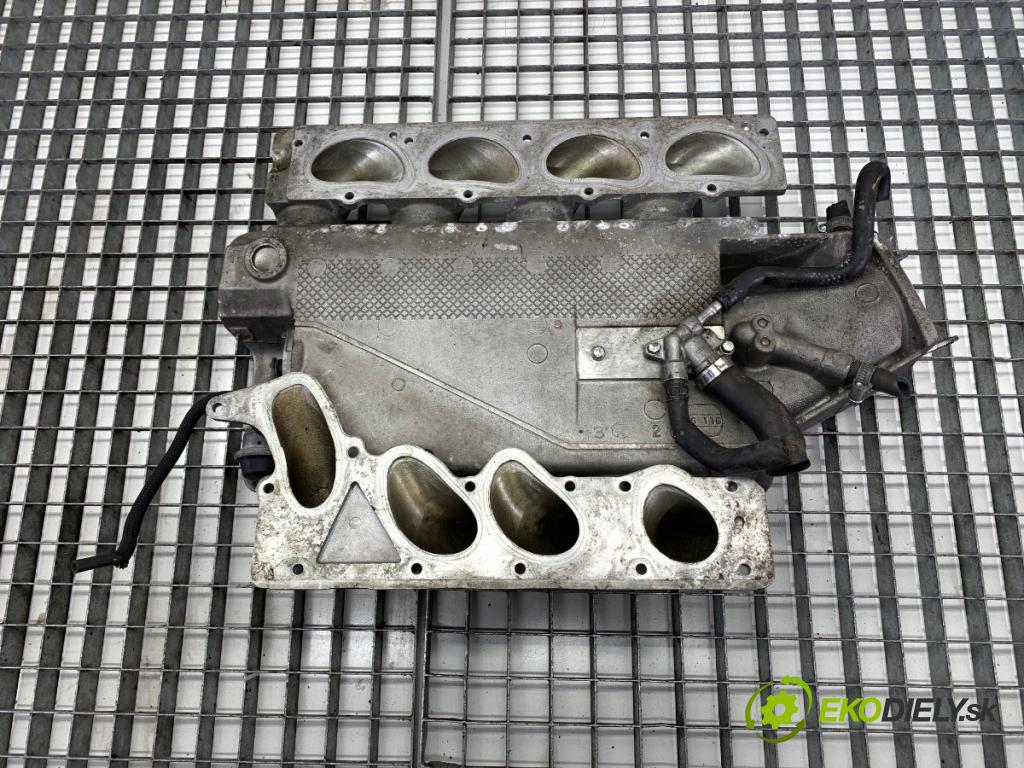 VOLVO S80 II sedan 2006 232 kW 4.4 V8 AWD 4414 Potrubie sacie, sanie  (Sacie potrubie)