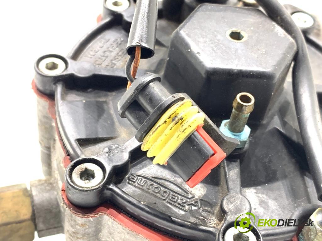 VOLVO S80 II sedan 2006 232 kW 4.4 V8 AWD 4414 Reduktor do plynu LPG 67R-014619 (LPG)