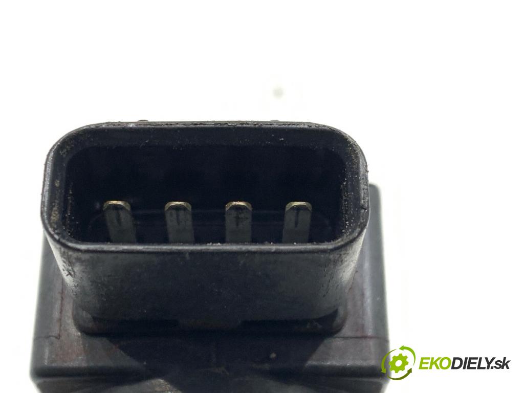 VOLVO S80 II sedan 2006 232 kW 4.4 V8 AWD 4414 Cievka zapaľovacia 8687939 099700-0890 (Zapaľovacia cievka)