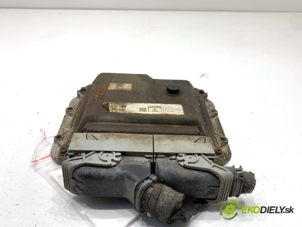 OPEL ASTRA H Kombi 2010 59 kW 1.7 CDTI (L35) 1686 riadiaca jednotka Motor 55571776 (Riadiaca jednotka)