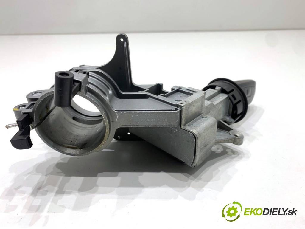 OPEL ASTRA H Kombi 2010 59 kW 1.7 CDTI (L35) 1686 spinačka 2421430 (Spínacia skrinka)