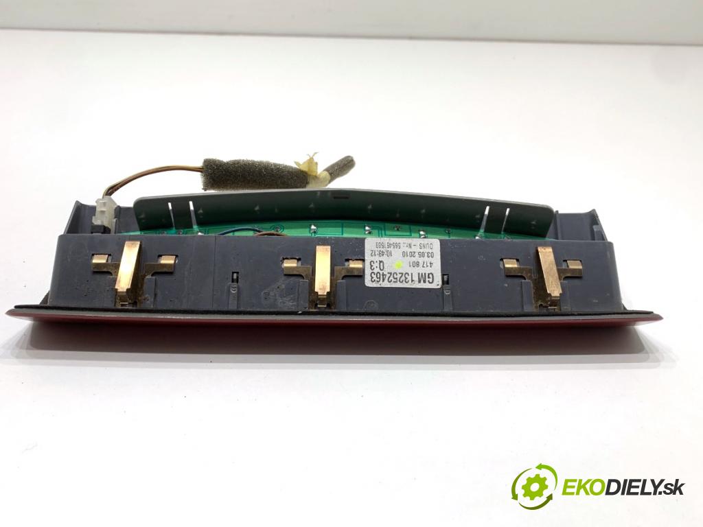 OPEL ASTRA H Kombi 2010 59 kW 1.7 CDTI (L35) 1686 Svetlo brzdových svetiel 13252463