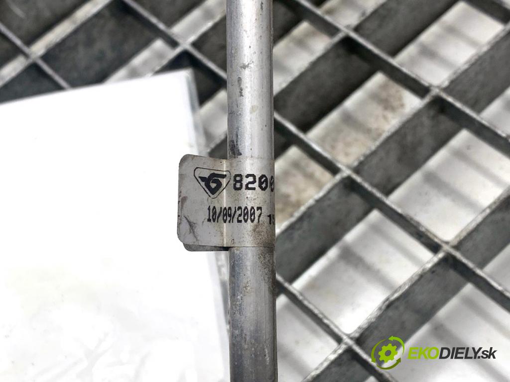 RENAULT CLIO III liftback 2007 55 kW 1.2 16V (BR02, BR0J, BR11, CR02, CR0J, CR11) 1149 rúrka klimatizácie 8200422126 (Rúrka klimatizácie)