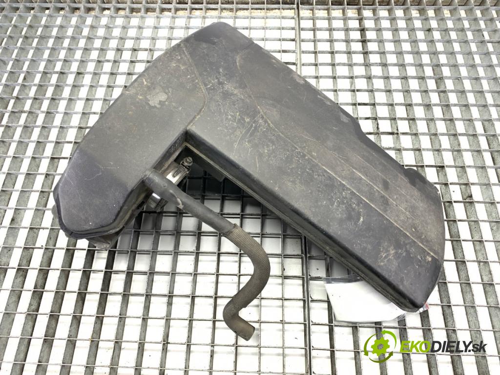 RENAULT CLIO III liftback 2007 55 kW 1.2 16V (BR02, BR0J, BR11, CR02, CR0J, CR11) 1149 Obal filtra vzduchu 8200517765 (Obal vzduchového filtra)