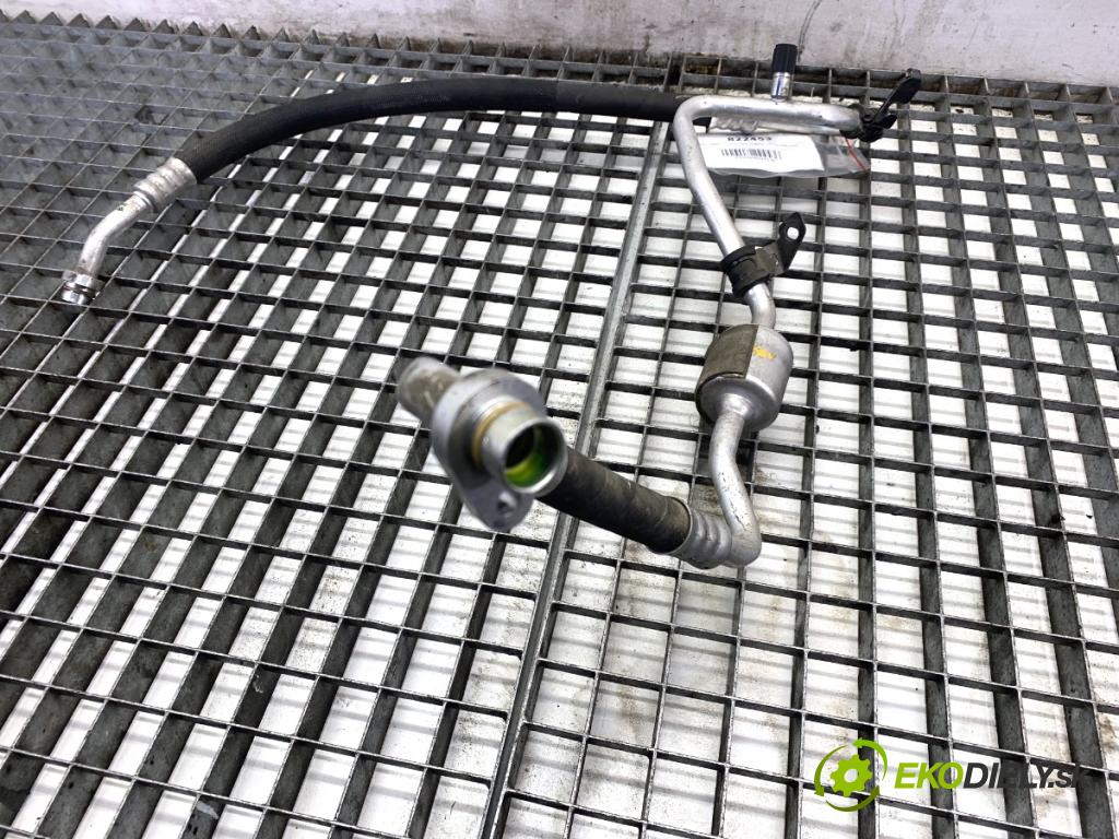 RENAULT CLIO III liftback 2007 55 kW 1.2 16V (BR02, BR0J, BR11, CR02, CR0J, CR11) 1149 rúrka klimatizace 8200521903 (Trubka klimatizace)