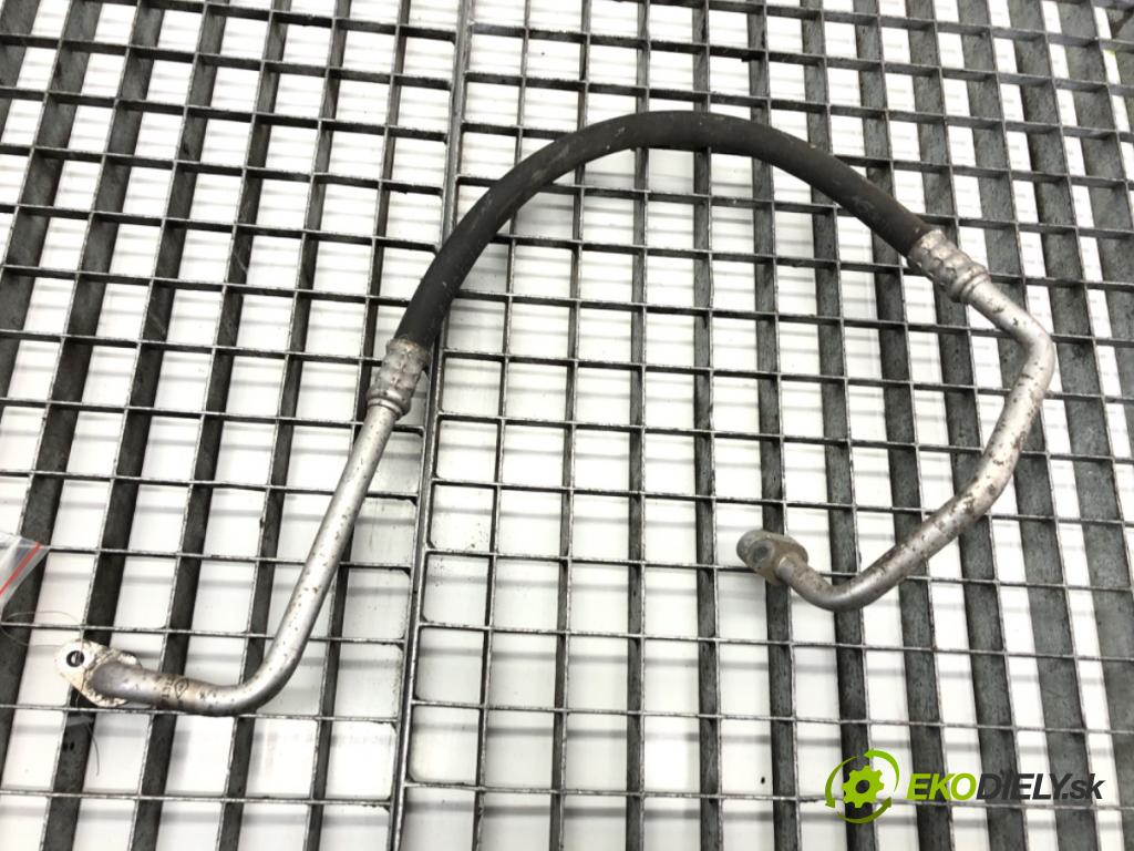 RENAULT CLIO III liftback 2007 55 kW 1.2 16V (BR02, BR0J, BR11, CR02, CR0J, CR11) 1149 rúrka klimatizace 8200371316 (Trubka klimatizace)