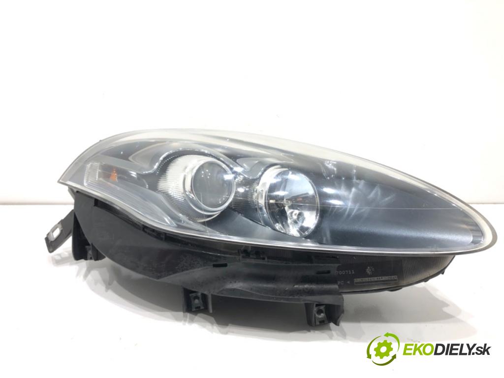 FIAT BRAVO II liftback 2010 103 kW 1.4 16V (198AXS1B) 1368 Svetlomet pravy predný 51877883