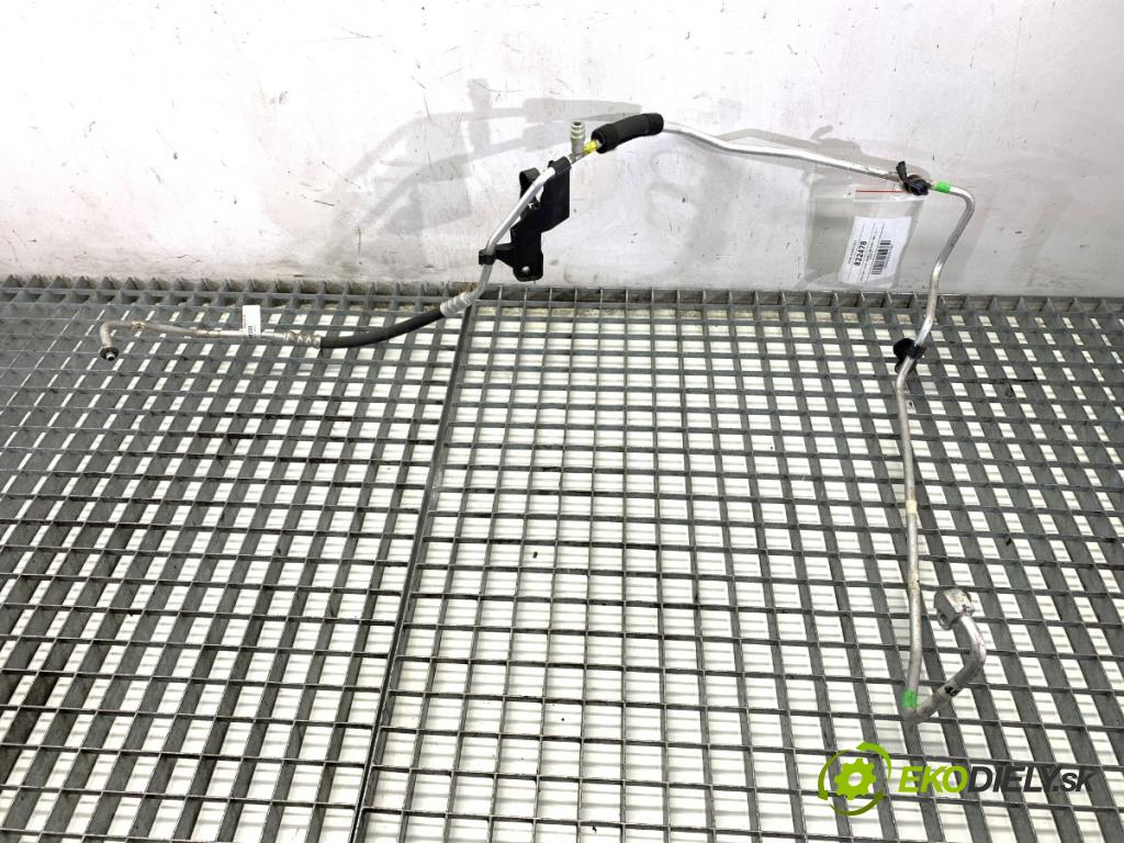 FIAT BRAVO II liftback 2010 103 kW 1.4 16V (198AXS1B) 1368 rúrka klimatizace 51808203 (Trubka klimatizace)