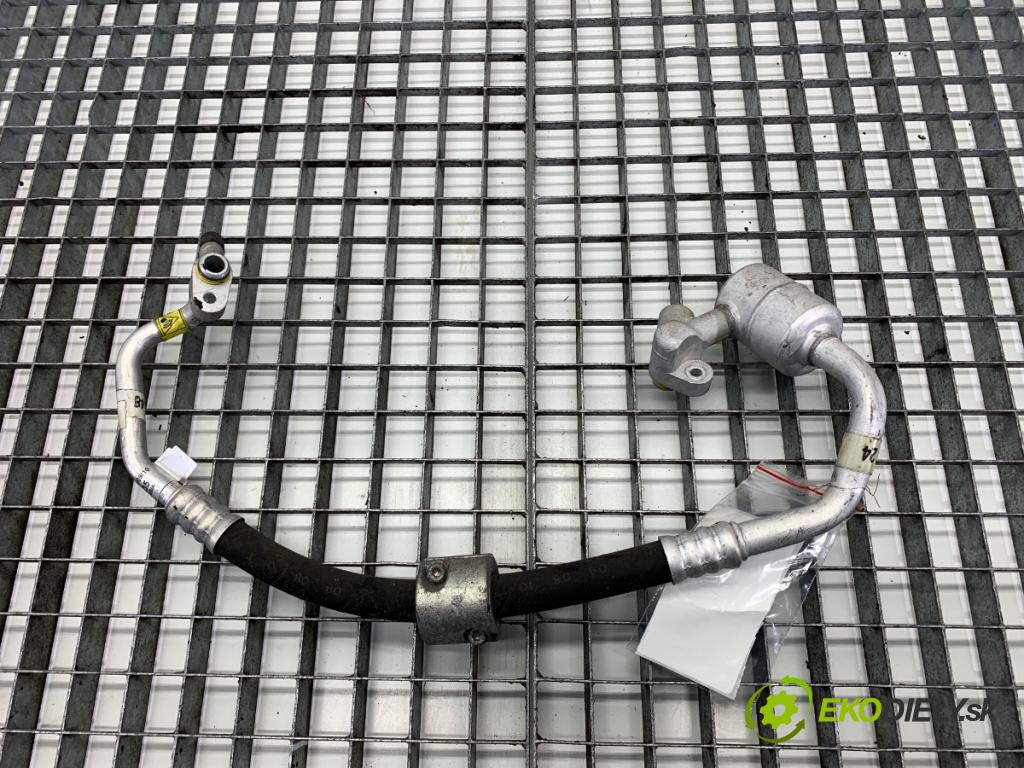 FIAT BRAVO II liftback 2010 103 kW 1.4 16V (198AXS1B) 1368 rúrka klimatizace 51896635 (Trubka klimatizace)