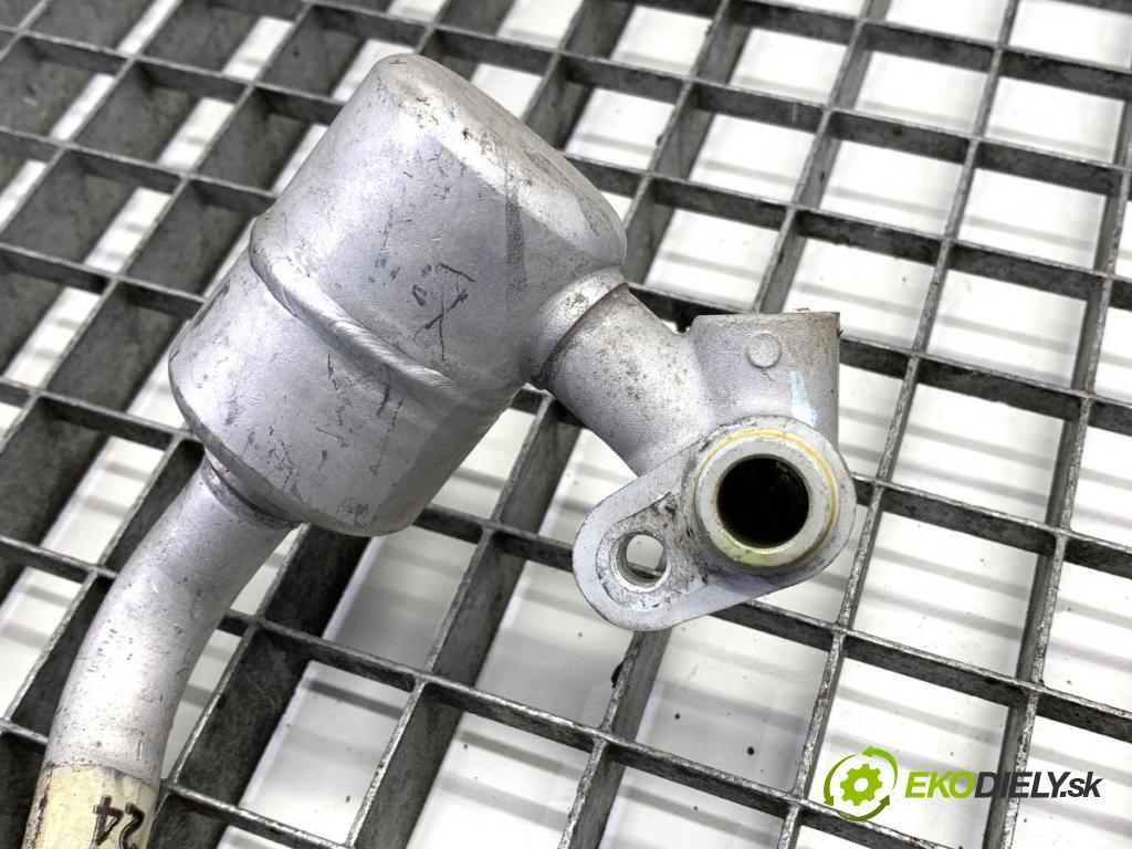 FIAT BRAVO II liftback 2010 103 kW 1.4 16V (198AXS1B) 1368 rúrka klimatizace 51896635 (Trubka klimatizace)