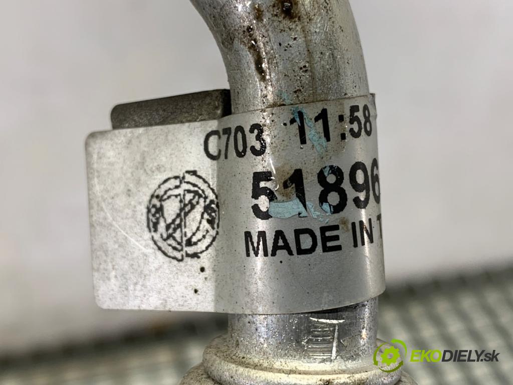 FIAT BRAVO II liftback 2010 103 kW 1.4 16V (198AXS1B) 1368 rúrka klimatizace 51896635 (Trubka klimatizace)