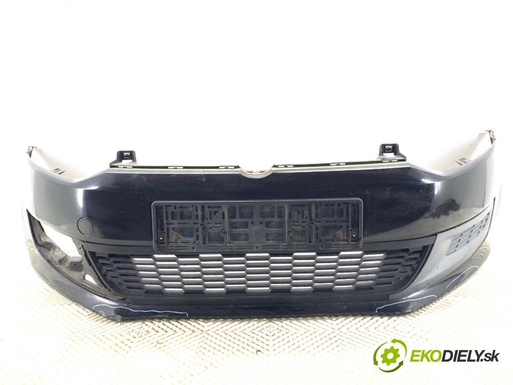 VW POLO V liftback 2010 55 kW 1.2 TDI 1199 Nárazník predný L041 (Kľučka dverí ostatné)
