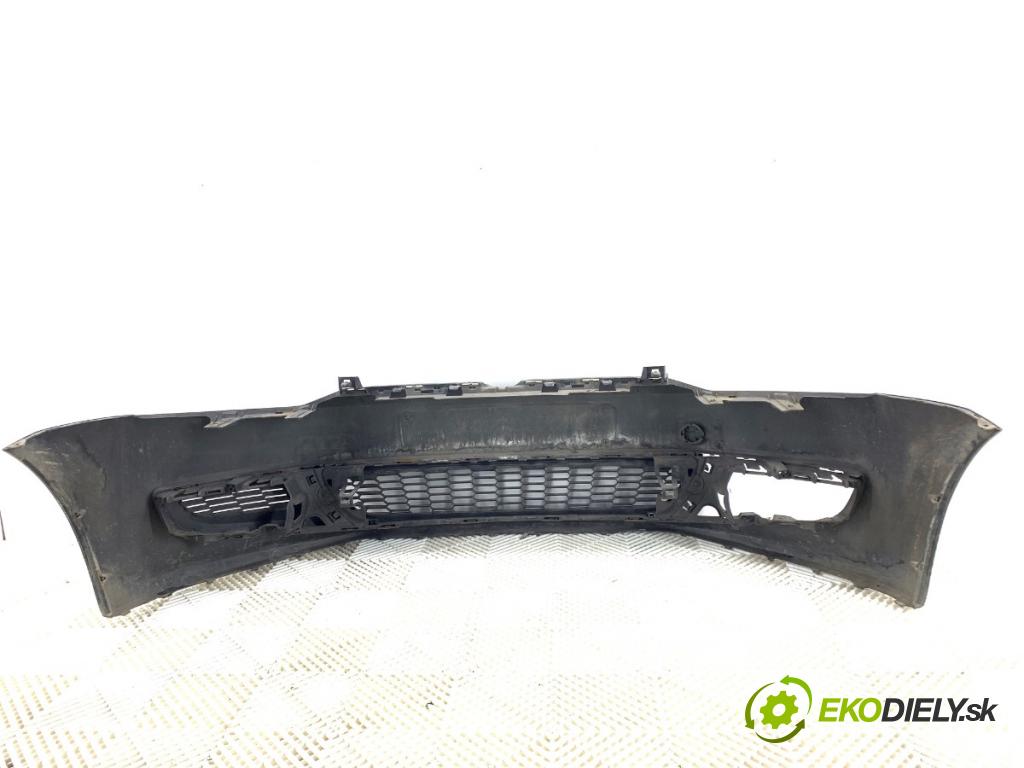 VW POLO V liftback 2010 55 kW 1.2 TDI 1199 Nárazník predný L041 (Kľučka dverí ostatné)