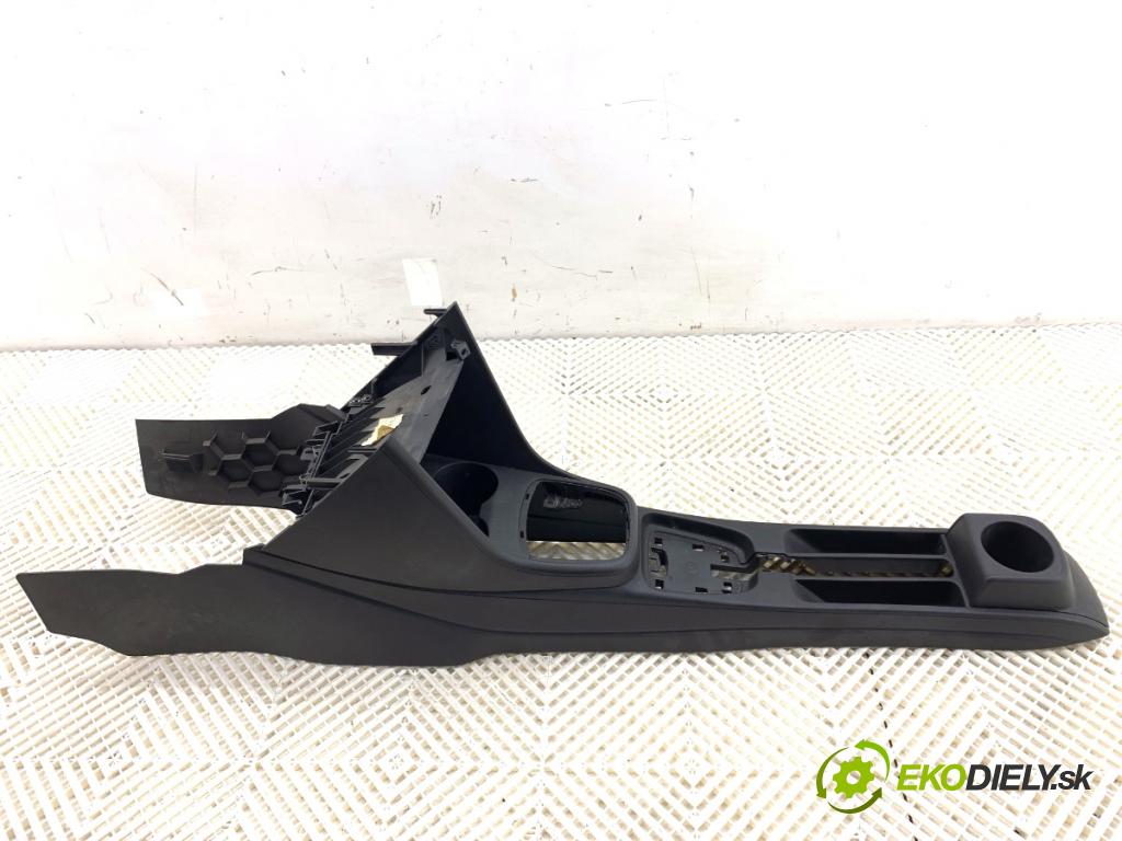 VW POLO V liftback 2010 55 kW 1.2 TDI 1199 Tunel stredový  (Stredový tunel)