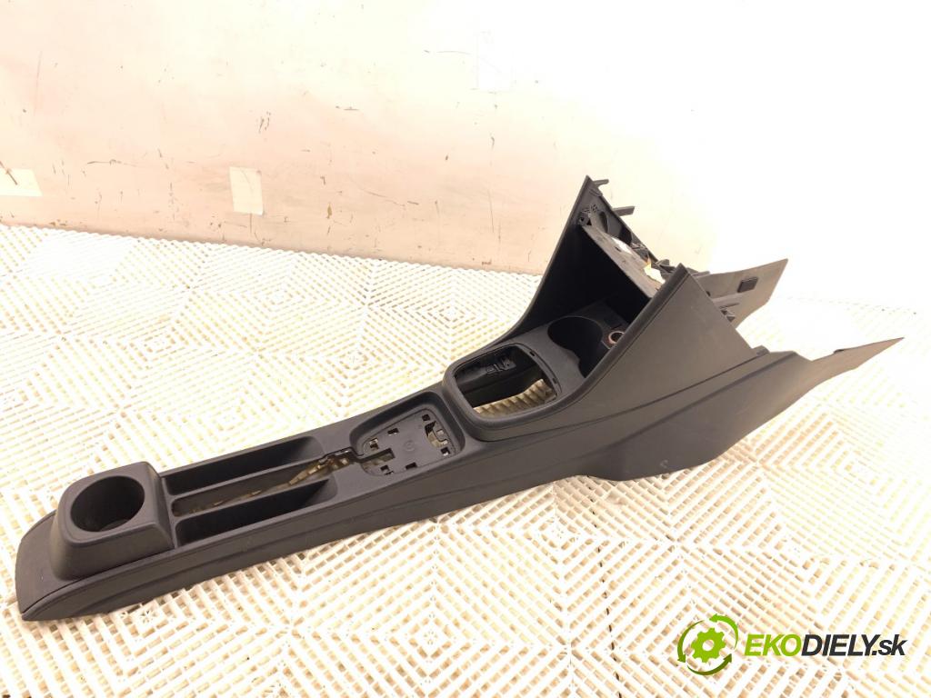 VW POLO V liftback 2010 55 kW 1.2 TDI 1199 Tunel stredový  (Stredový tunel)