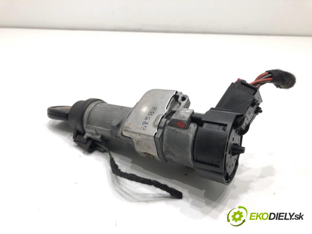 VW POLO V liftback 2010 55 kW 1.2 TDI 1199 spinačka 6R0905851B (Spínacia skrinka)